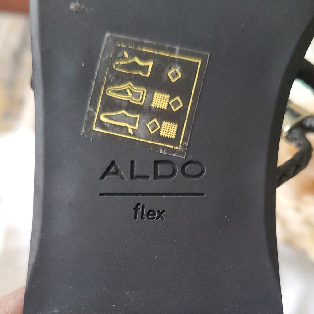 Aldo Black Sandals with Gold Accents Size 8.5 - Picture 8 of 14